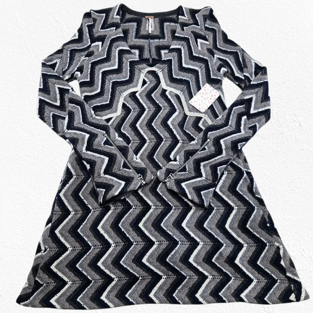 Free People Black Rhiannon Chevron Knit Sweater Dress Wool Blend Zip Sleeve XS